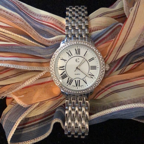 Watch - Picture 1 of 6